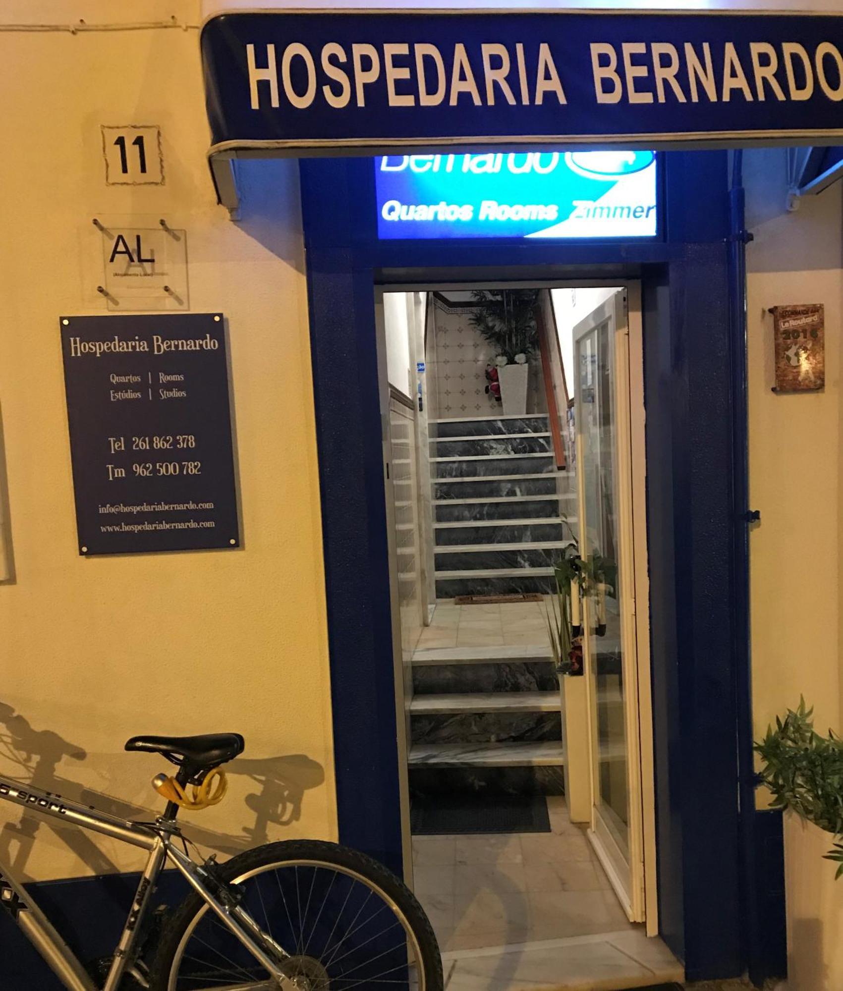 Hospedaria Bernardo Ericeira Exterior photo